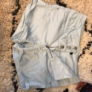 High wasted stretchy shorts